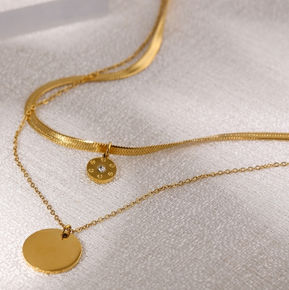 Stylish Roman Numeral Layered Necklace - Picture 2 of 5